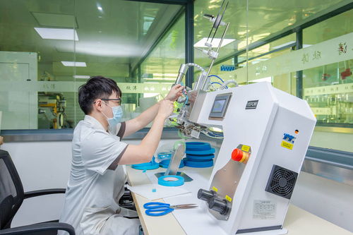 從一隅小作坊到行業“小巨人” 欣濤科技26載深耕熱熔膠，以專注贏得國家級認可